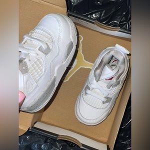 Air Jordan IV “White Oreo” 4 Retro TD 2021 NEVER WORN